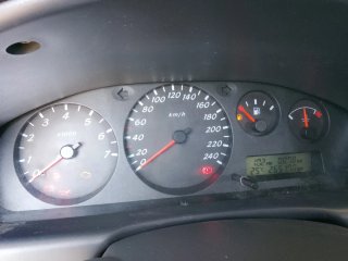 Nissan Almera 2002