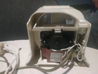 Ventilador Whirlpool con Cable e Interruptor listo