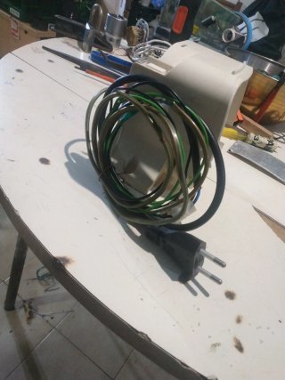 Ventilador Whirlpool con Cable e Interruptor listo