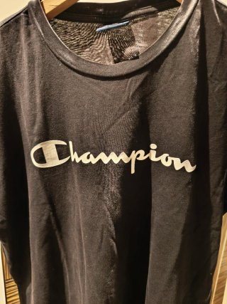 Camiseta Champion Script Logo Talla XL Negra