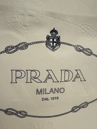 Busta Prada originale con fiocco e bigliettino