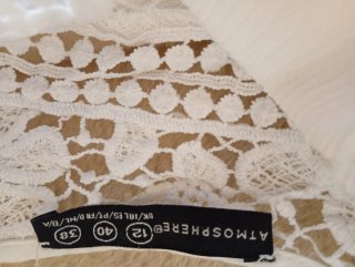 Top blanco con encaje talla L