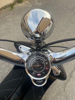 Aprilia Custom 125cc Scooter Negra