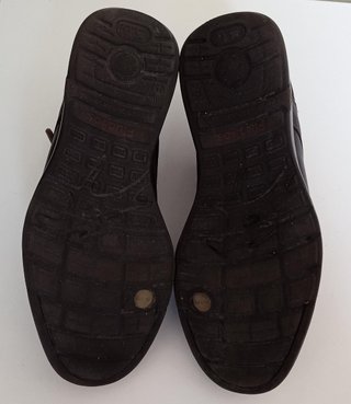 Zapatos Fluchos de cordones marrones