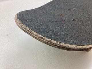 monopatin generico madera