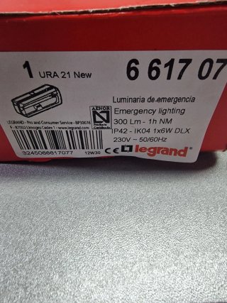 Lote 4 Luces Emergencia Legrand URA 21 New