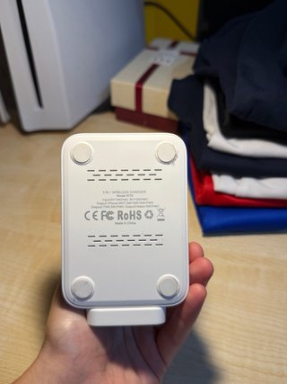 Base ricarica wireless 3 in 1