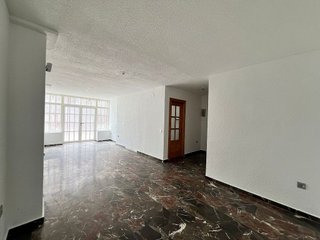 Piso en venta en Barrio de Zaidín en Granada