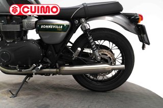 TRIUMPH BONNEVILLE T100