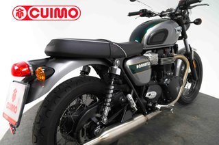 TRIUMPH BONNEVILLE T100