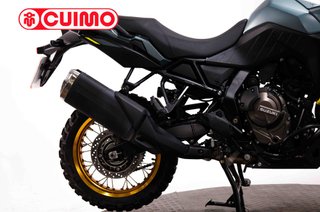 SUZUKI V-STROM 800