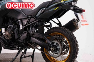 SUZUKI V-STROM 800
