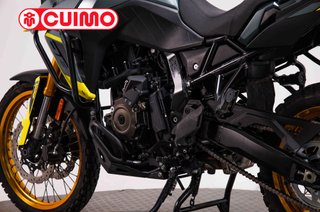 SUZUKI V-STROM 800