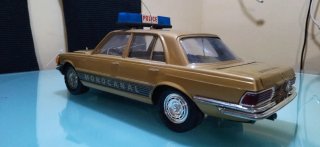Coche Radio Control Monocanal Dorado