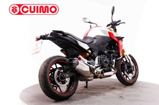 BMW F 900 R