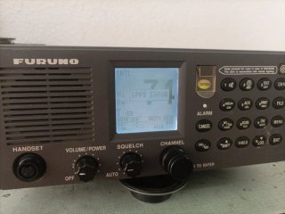 EMISORA VHF MARINA FURUNO FM-8800S