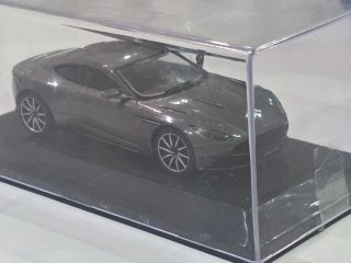 Coche miniatura Aston Martin DB11 2016