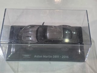 Coche miniatura Aston Martin DB11 2016
