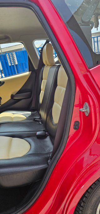 Honda Jazz 1.3i 83Cv