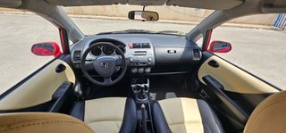 Honda Jazz 1.3i 83Cv