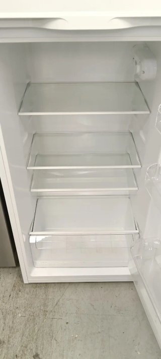Nevera pequeña Benavent Blanca 143X54