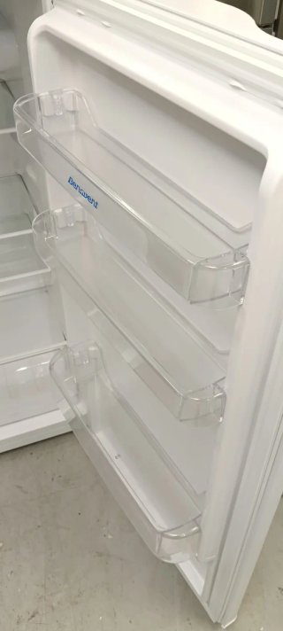 Nevera pequeña Benavent Blanca 143X54