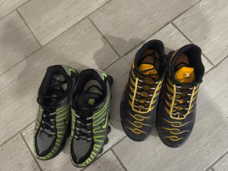 2 pares zapatillas ( marca blanca )