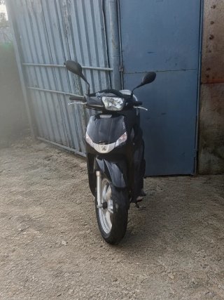 Peugeot Tweet 125cc Scooter - 7.400km