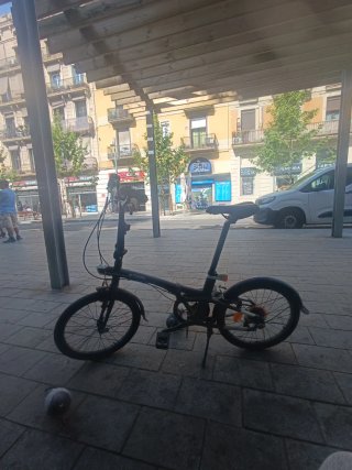 Bicicleta plegable BTWIN negra