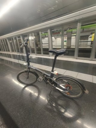 Bicicleta plegable BTWIN negra