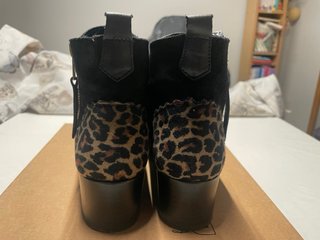 Botines Mimao Talla 35 Negro/Multicolor