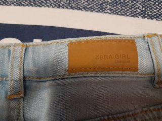 Dos Faldas vaquera para niñas.