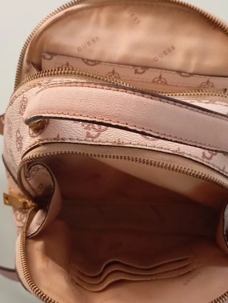 Mochila mini Guess beige y rosa