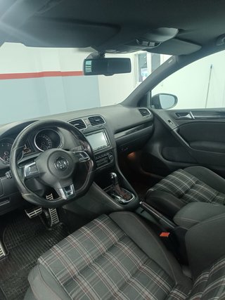 Volkswagen Golf GTI 2010 2.0 TSI DSG 210 caballos
