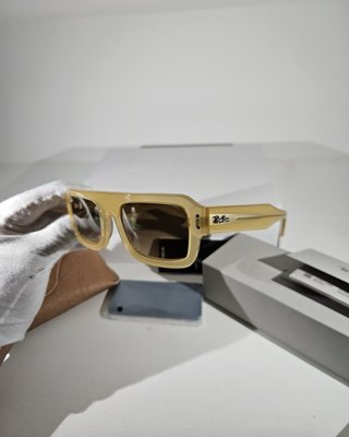 Occhiali Ray Ban Lukas Beige Trasparent
