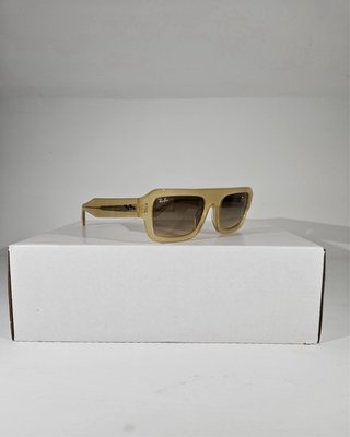 Occhiali Ray Ban Lukas Beige Trasparent