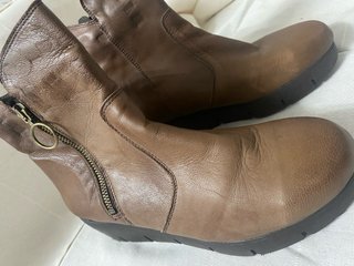 Botines piel marrón suave