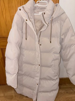 Anorak acolchado Zara beige