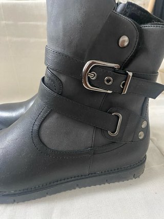 Botines negros mujer