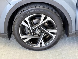 TOYOTA Toyota C-HR 5P Advance 180H e-CVT