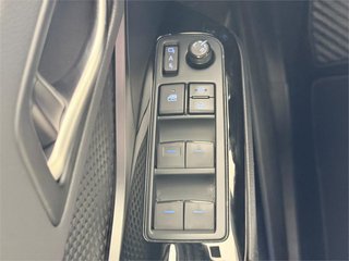 TOYOTA Toyota C-HR 5P Advance 180H e-CVT