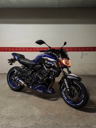 Yamaha MT-07 2020 Negra/Azul único propietario