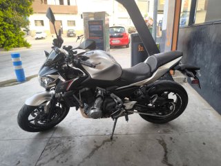 Kawasaki A2 , ABS, Naked Negra y Plateada