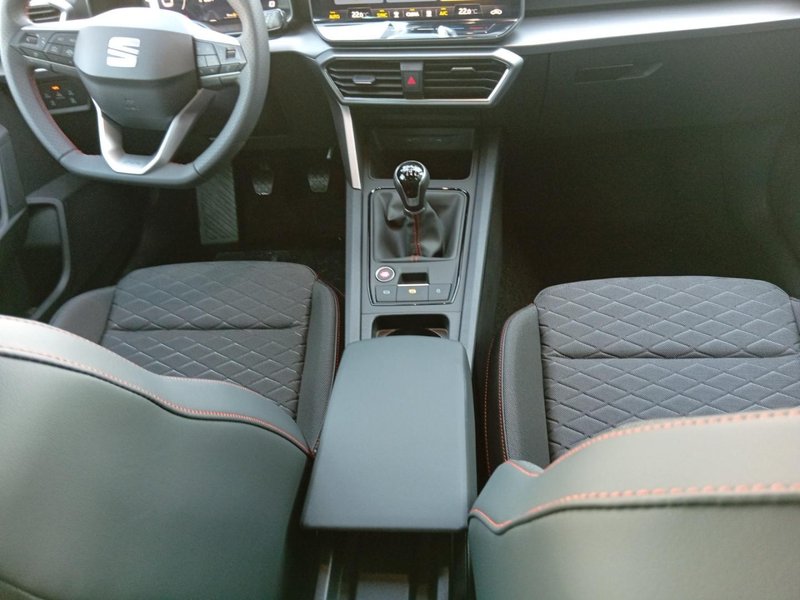 SEAT León 1.5 TSI S&S FR 2026, foto 14