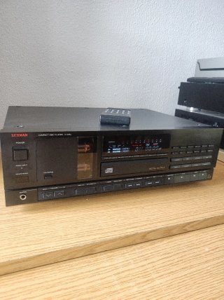Reproductor CD LUXMAN D-105u Válvulas Híbrido