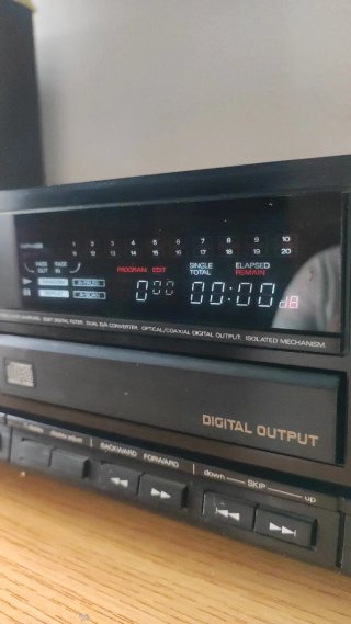 Reproductor CD LUXMAN D-105u Válvulas Híbrido