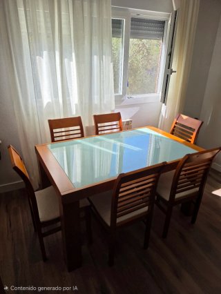 Mesa de comedor con 6 sillas