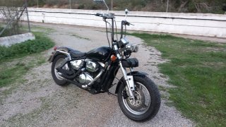 Moto Coustom Negra