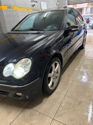 Mercedes-Benz Clase C 320 Cdi