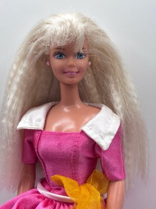Barbie Noventera Vestido Rosa